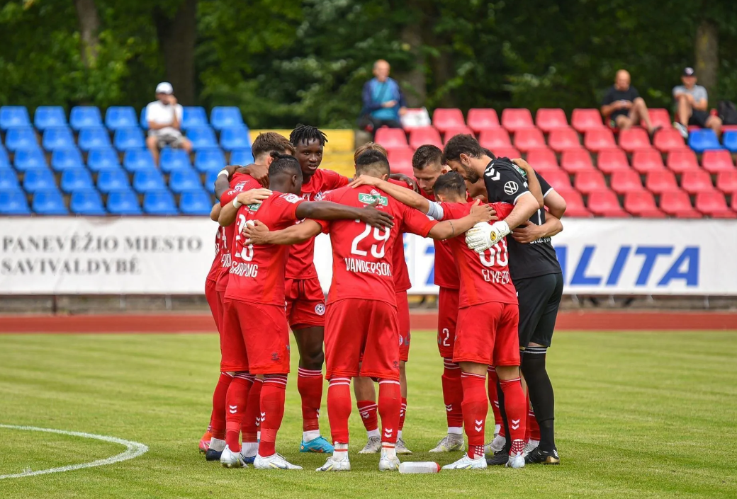 开云官网下载 -欧冠赛前走向成谜，纽卡斯尔远射贴柱，引发热议，细节决定成败 